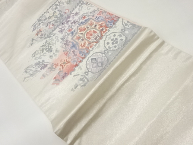 銀駒刺繍霞に華文・花唐草模様名古屋帯